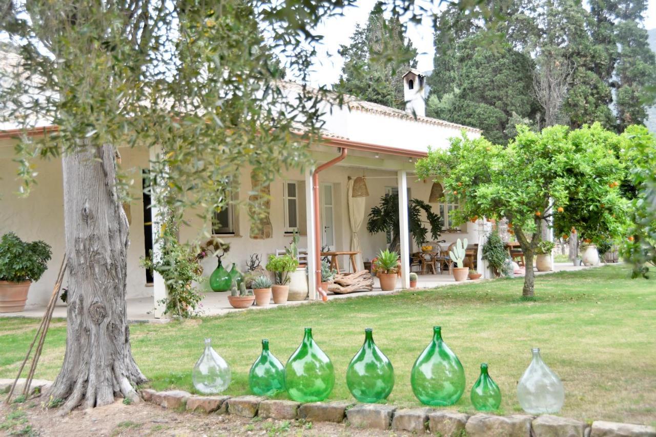 B&B Giallo Limone Teulada Εξωτερικό φωτογραφία